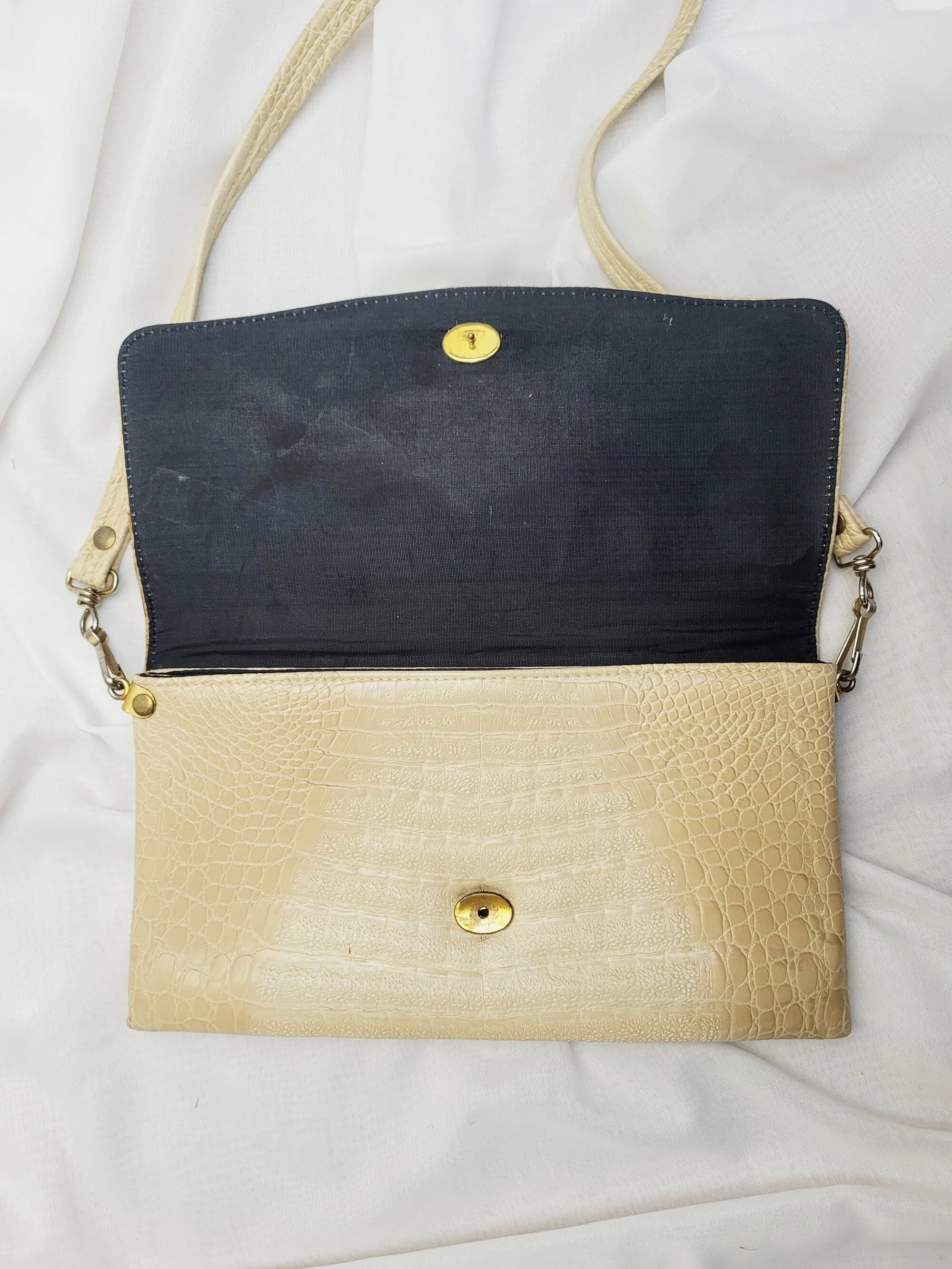 90s minimalist beige reptile print envelope clutch purse