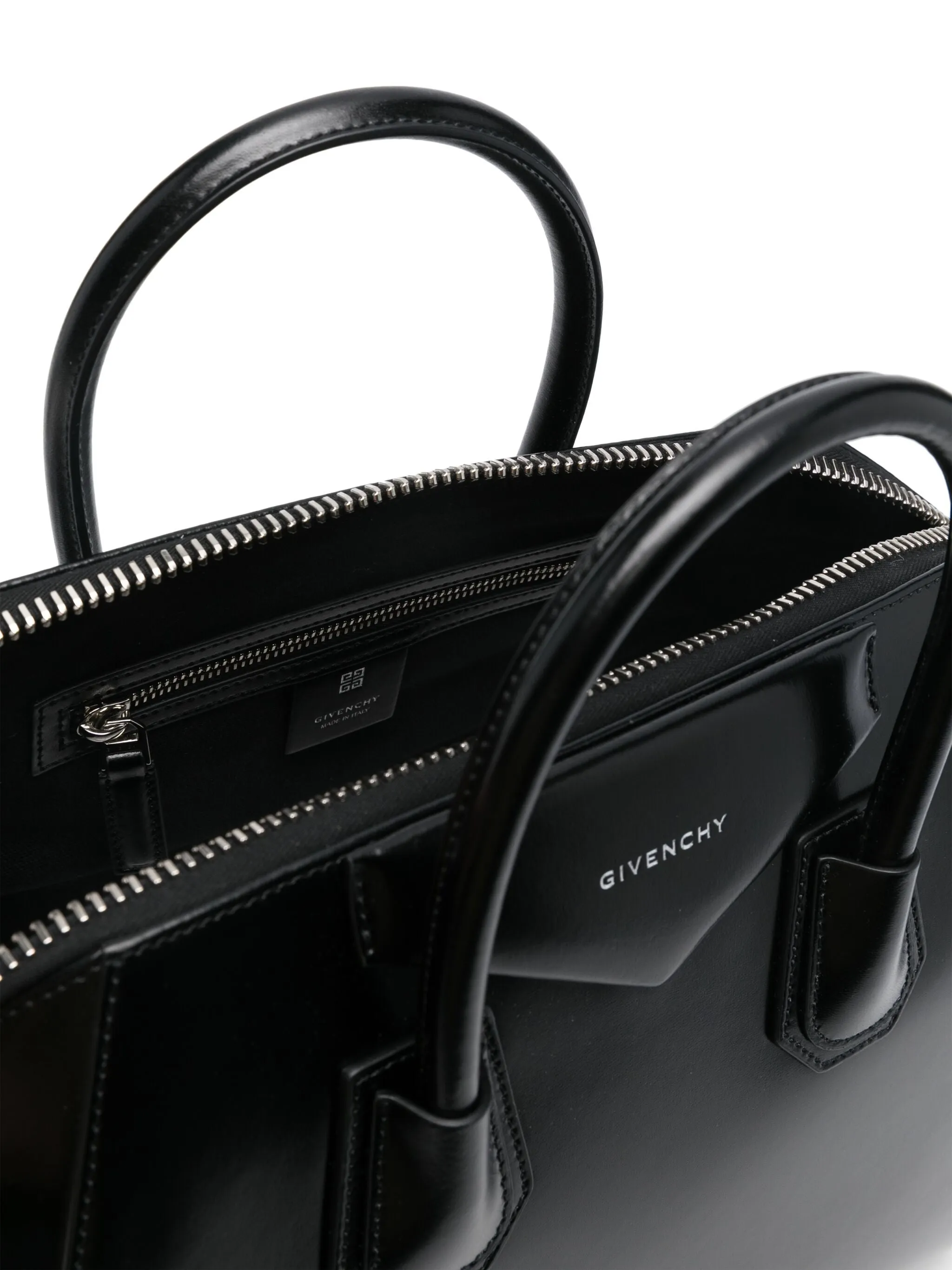 Antigona Medium Bag