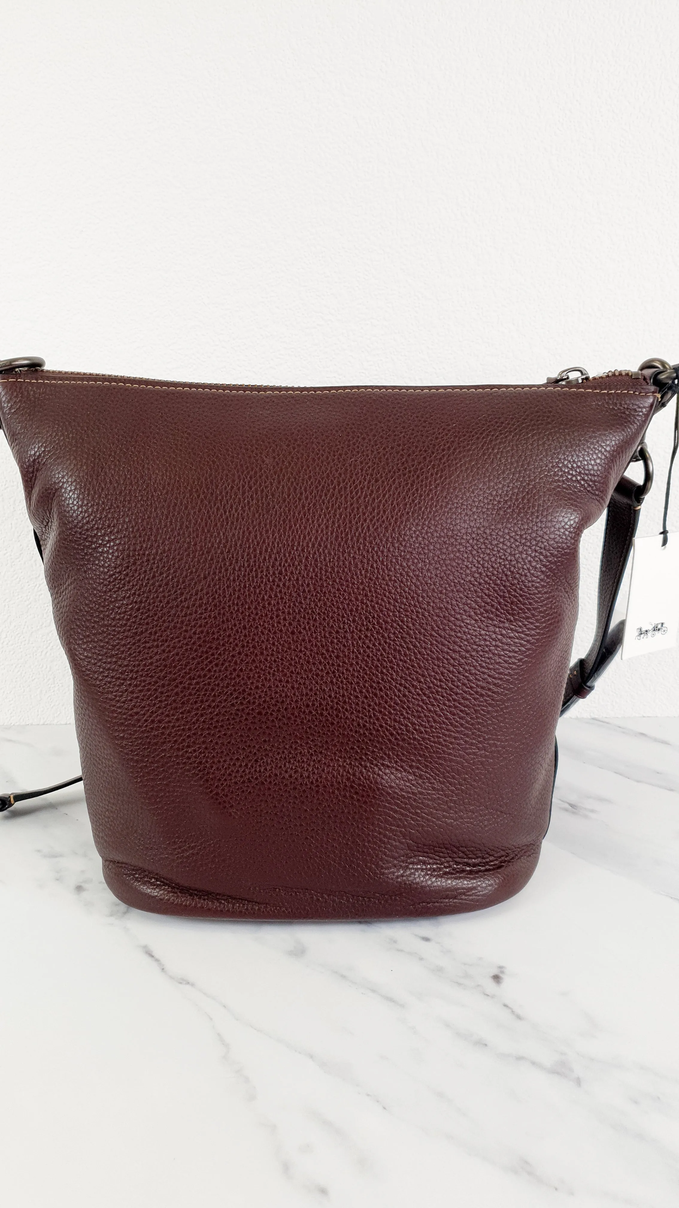 Coach 1941 Duffle Bag in Oxblood Pebble Leather with Zip Top - Crossbody bag - Coach 29257