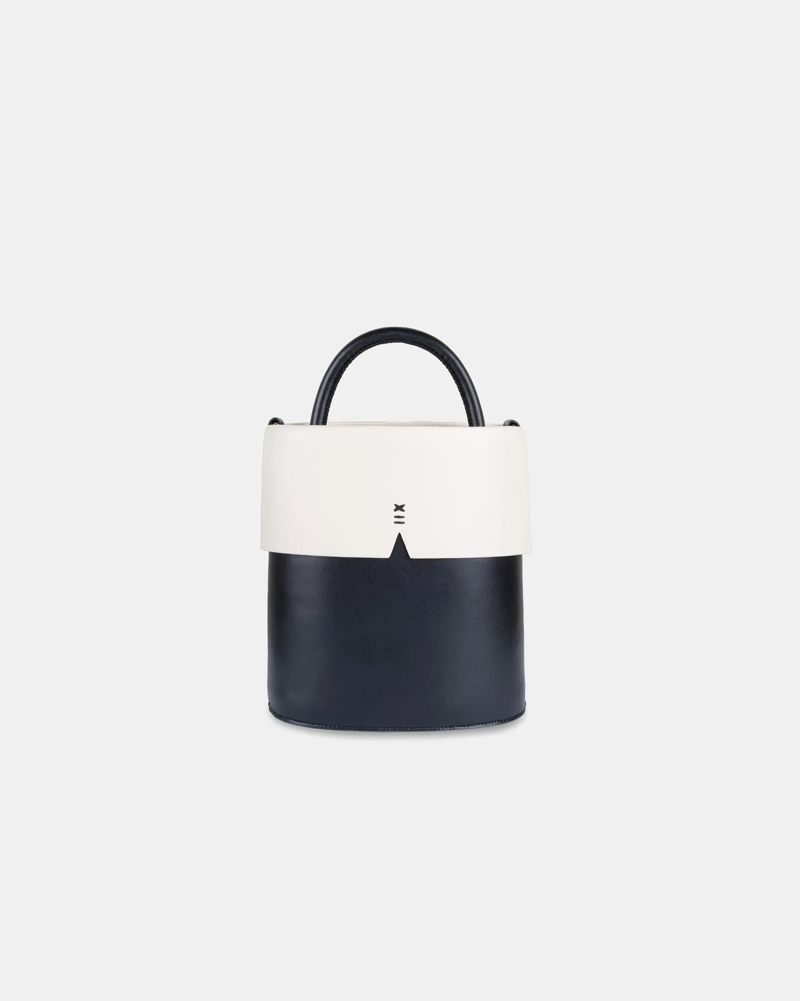 Gaia Bucket Bag - BLACK & OAT