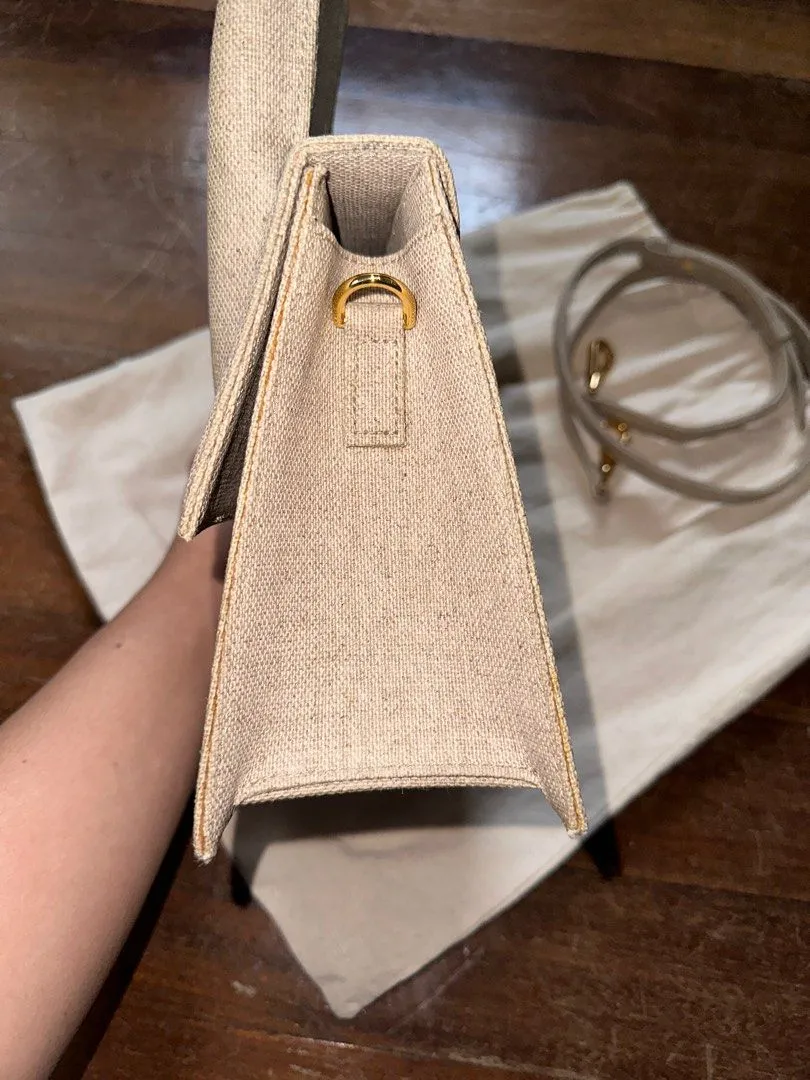 <b>JACQUEMUS </b> <br>Le Grand Chiquito Linen