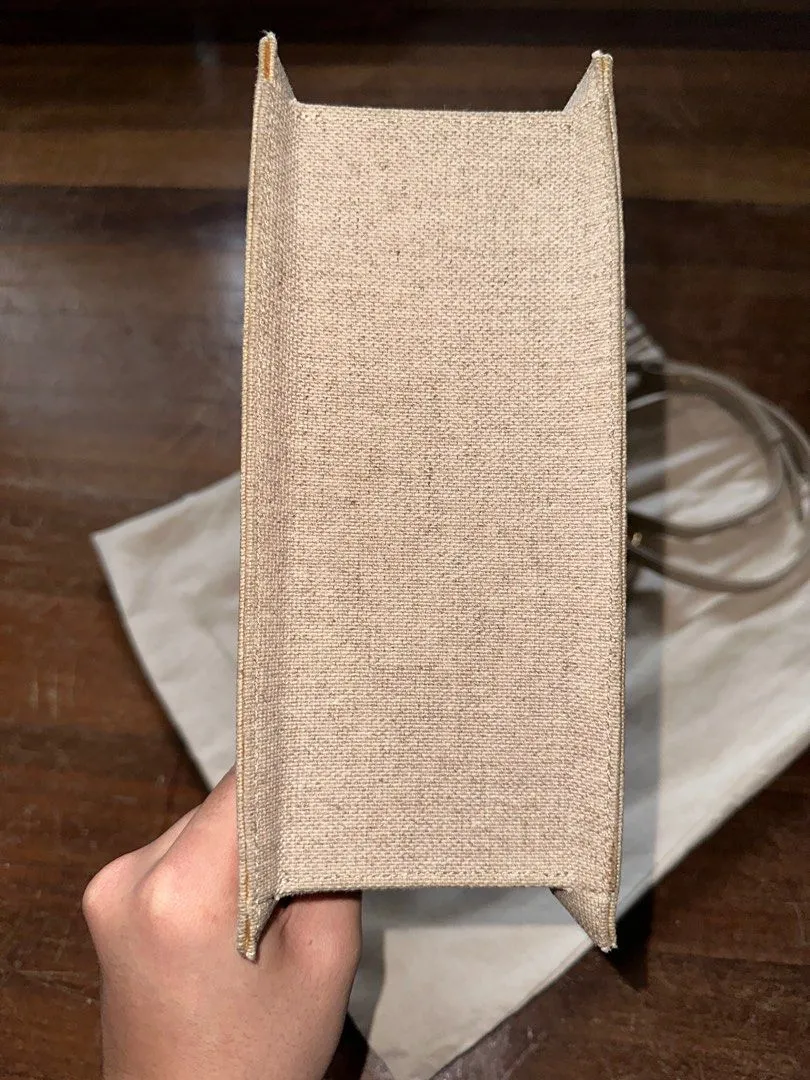 <b>JACQUEMUS </b> <br>Le Grand Chiquito Linen