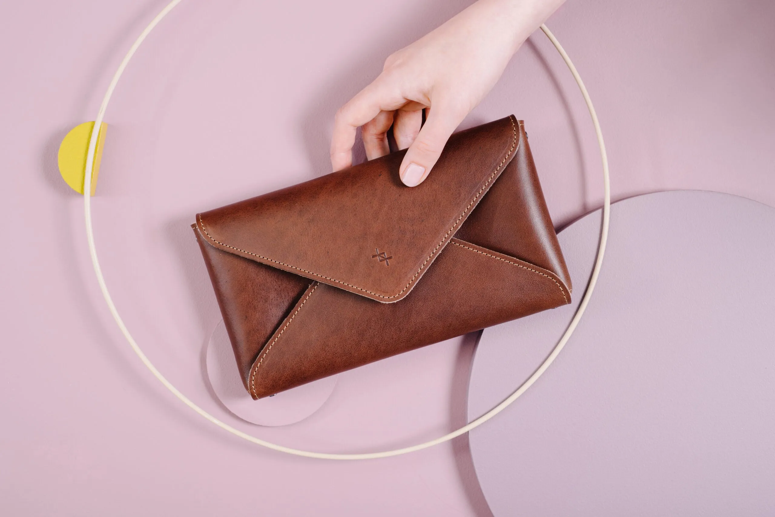 Model Clutch
